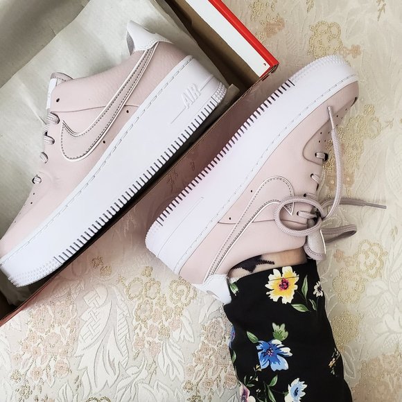 Nike Shoes - Nike Air Force 1 Sage Low